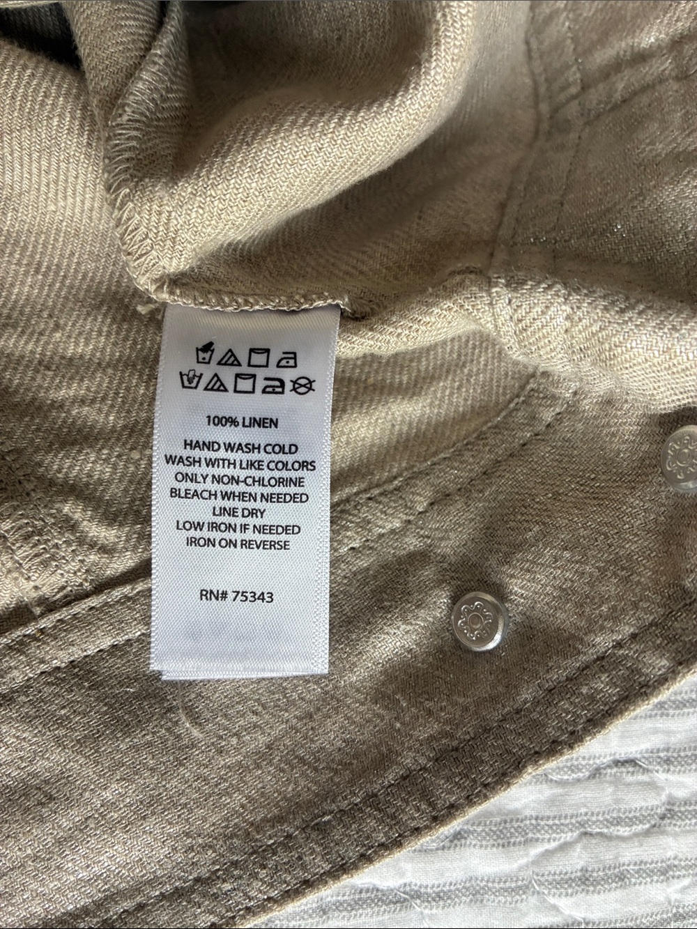 Jones NY SIZE: small to medium Women’s Metallic Silver/Cream Button-Front Jacket - Picture 5 of 10